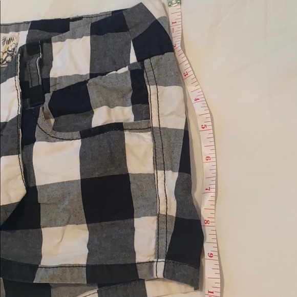 Two for price of one pairs plaid short shorts - Picture 5 of 5